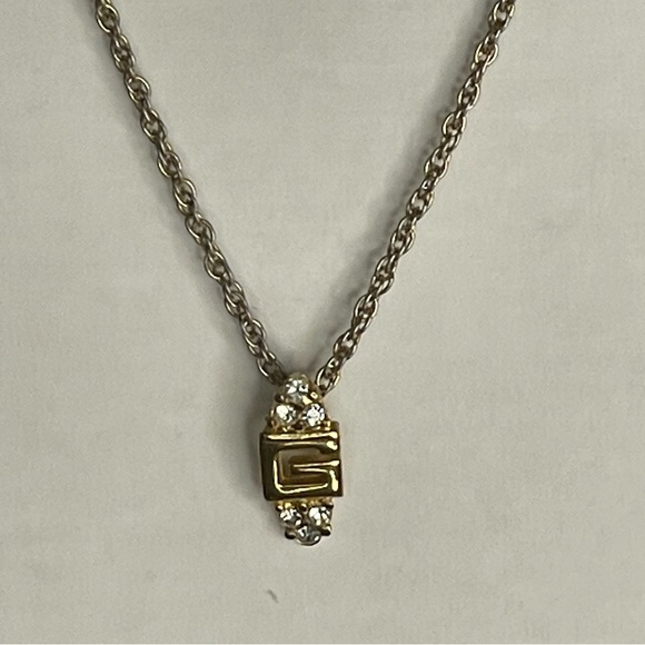 GIVENCHY G Logo Crystal Gold Tone Pendant Necklace - Picture 1 of 6